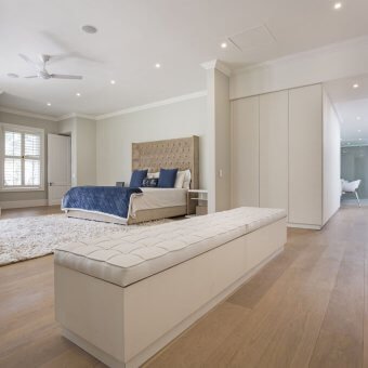 Woodline classic unfinished oak, finished with Oleum in colour wheat.
