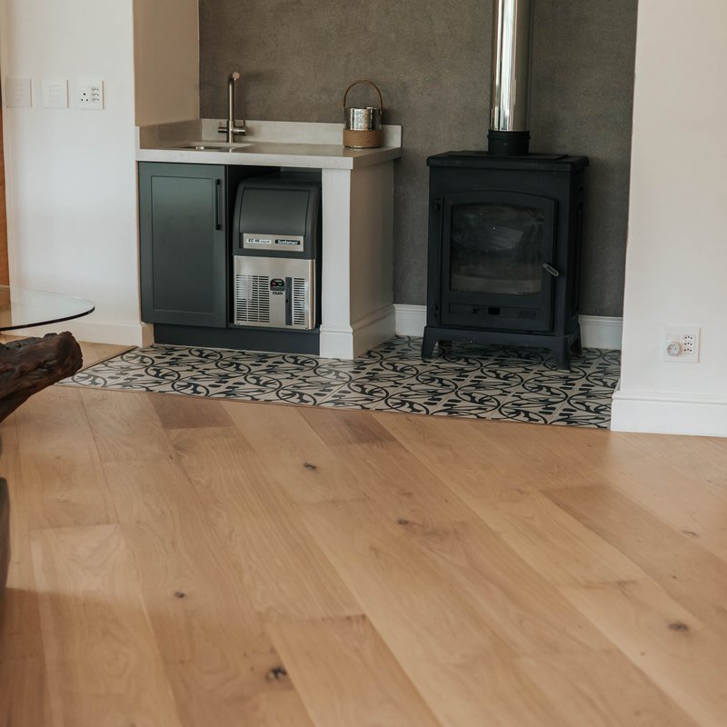 Fancourt: FINOak Solid Engineered Wood WINTERBERG