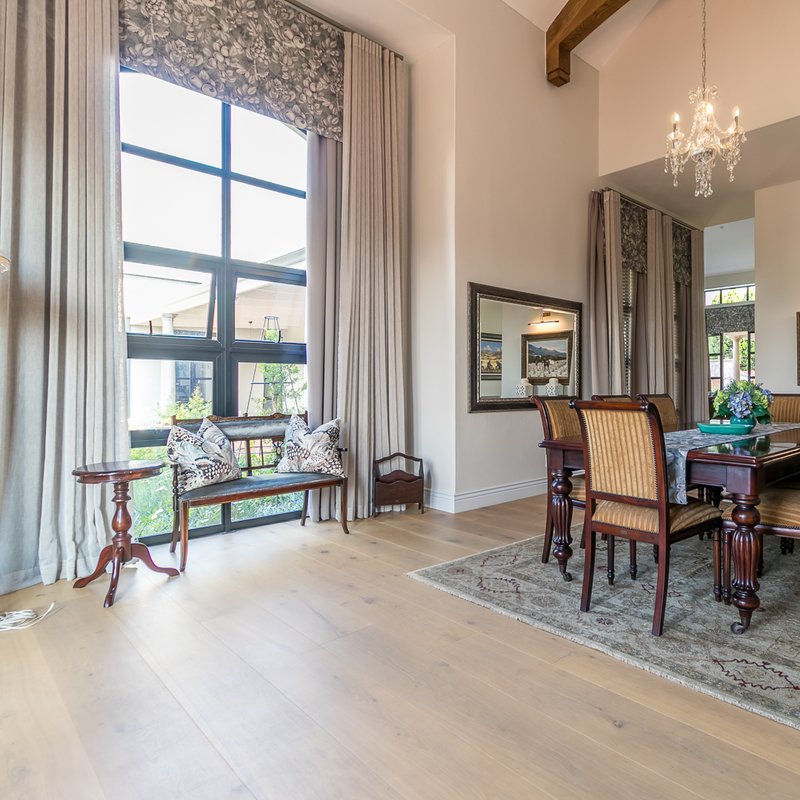 PRE-FINISHED OAK WOOD FLOORING