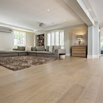 Woodline classic unfinished oak, finished with Oleum in colour wheat.